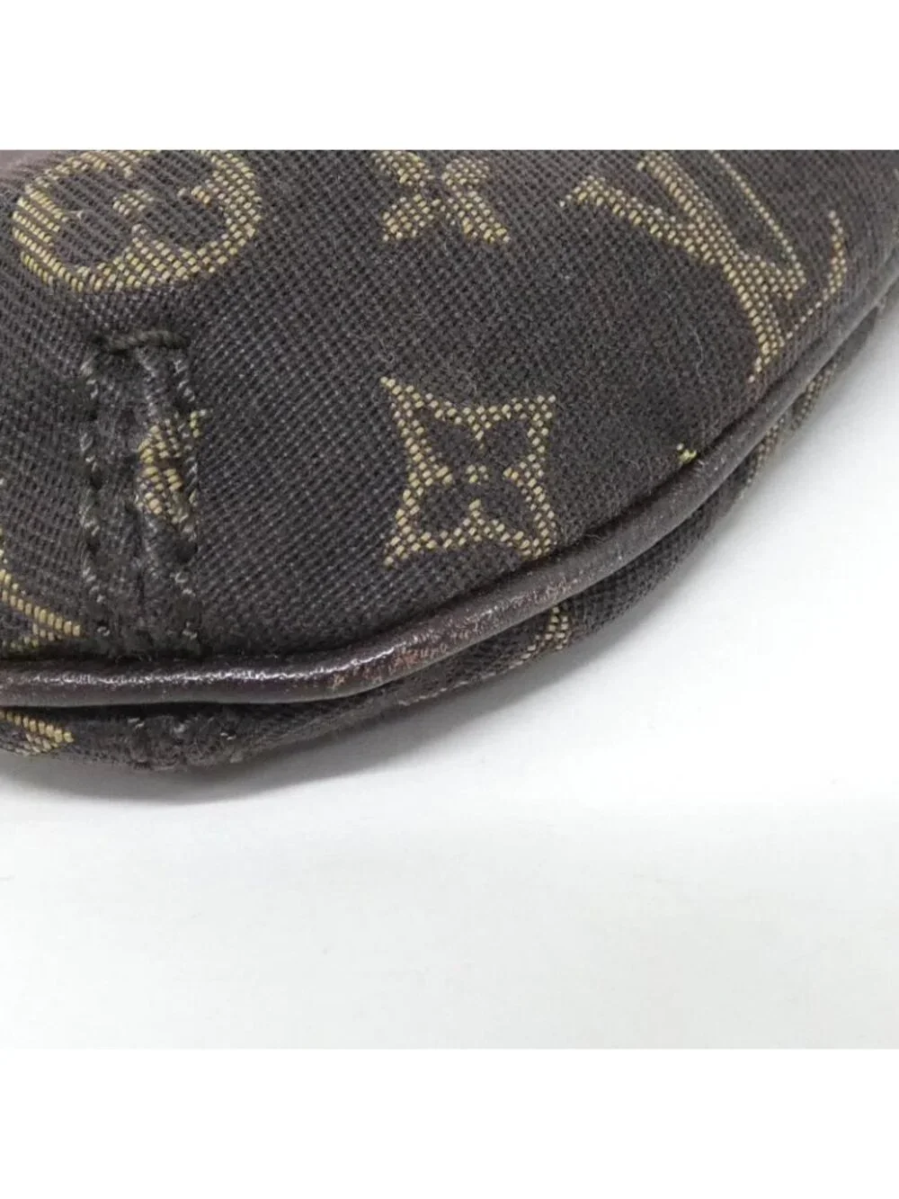 Louis Vuitton Monogram Mini Lin Pochette Pouch - Picture 3 of 8